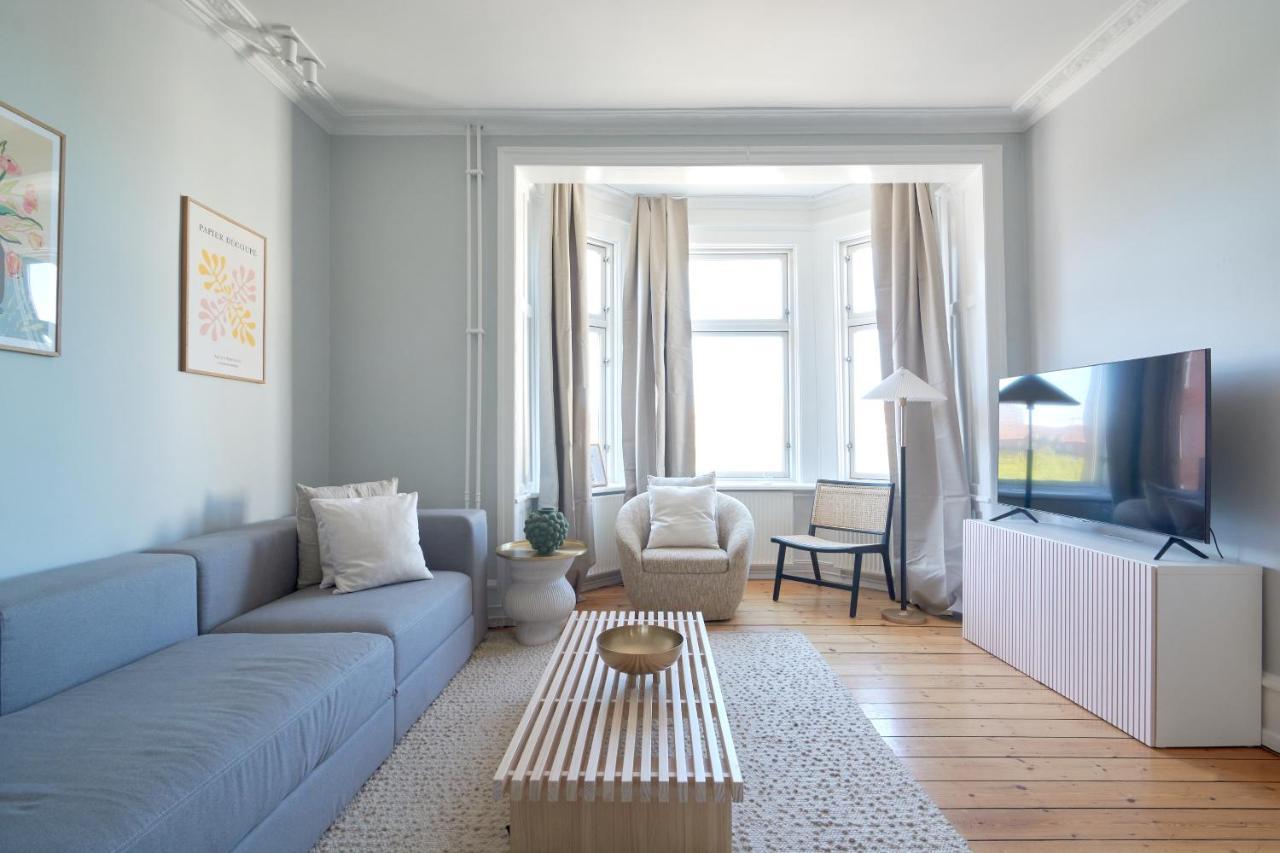 4 Bedroom Apt Close To Cph Zoo & City Centre Copenhagen